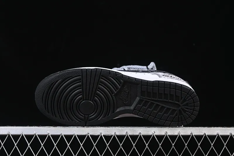 All categories Nk SB Dunk Series Nk SB Dunk Low High-end customized low-top sneakers Nike SB Dunk Low strap customization low-top casual sneakers DD1391-100